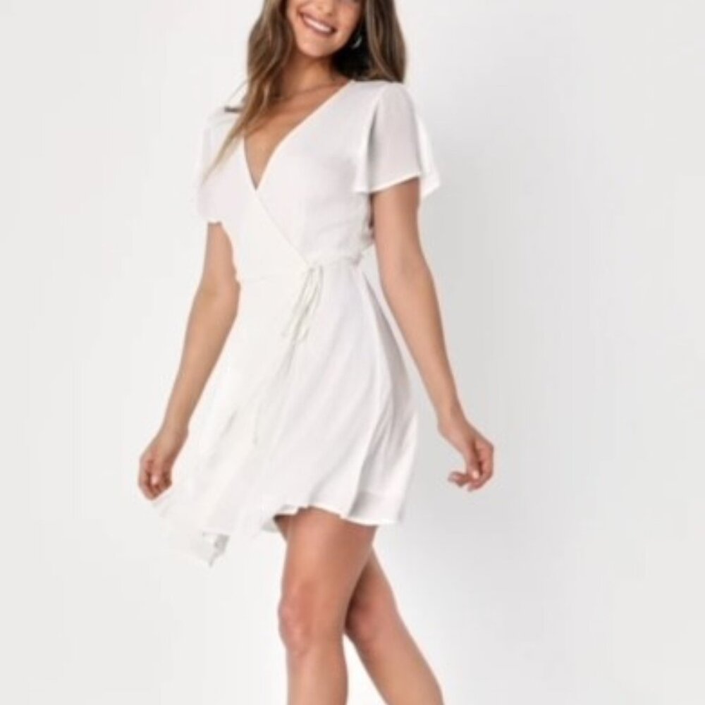 NWT Womans white wrap dress size small
